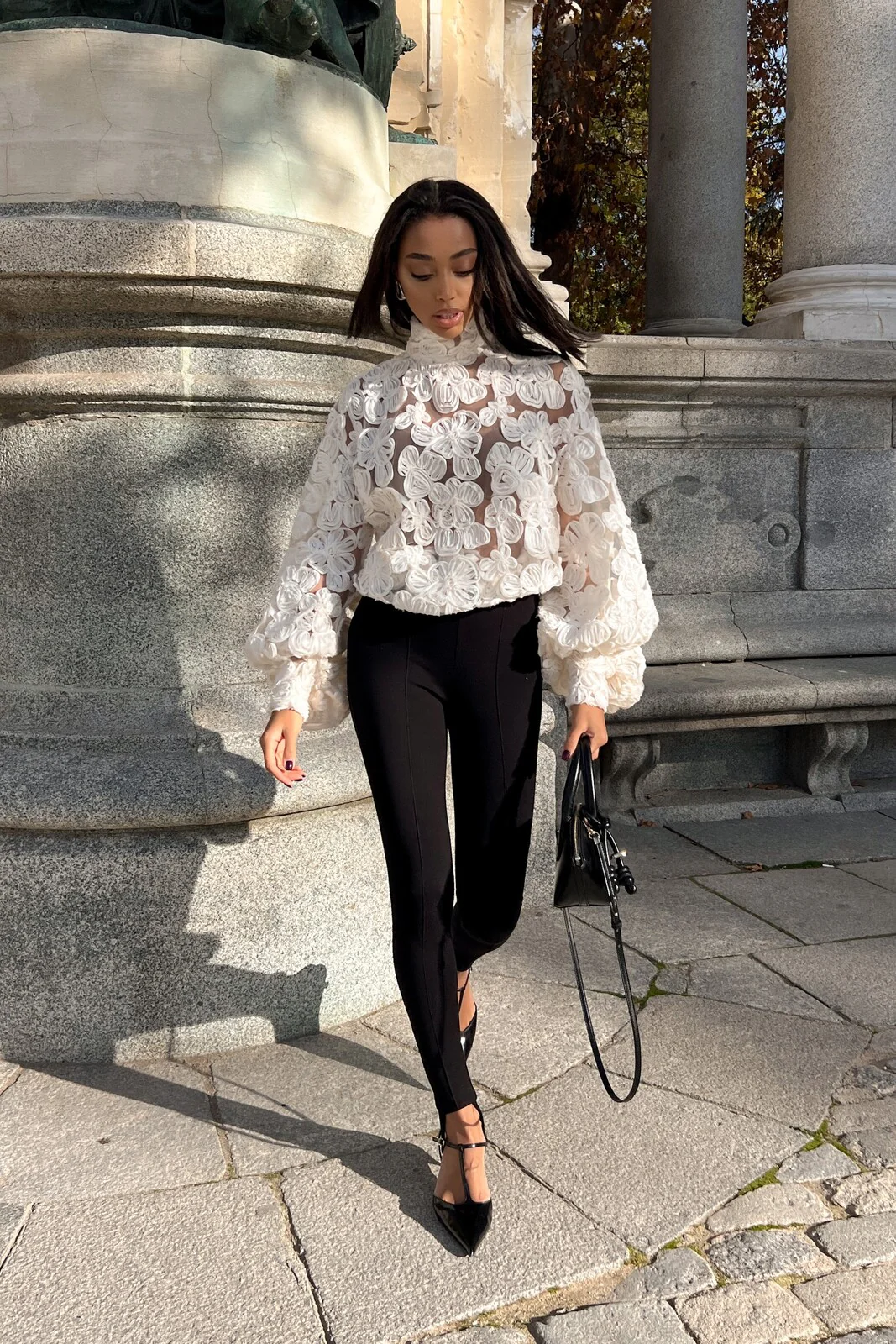 BLUSA TULE COMPRIDA PÉROLA COM FLORES - Image 7