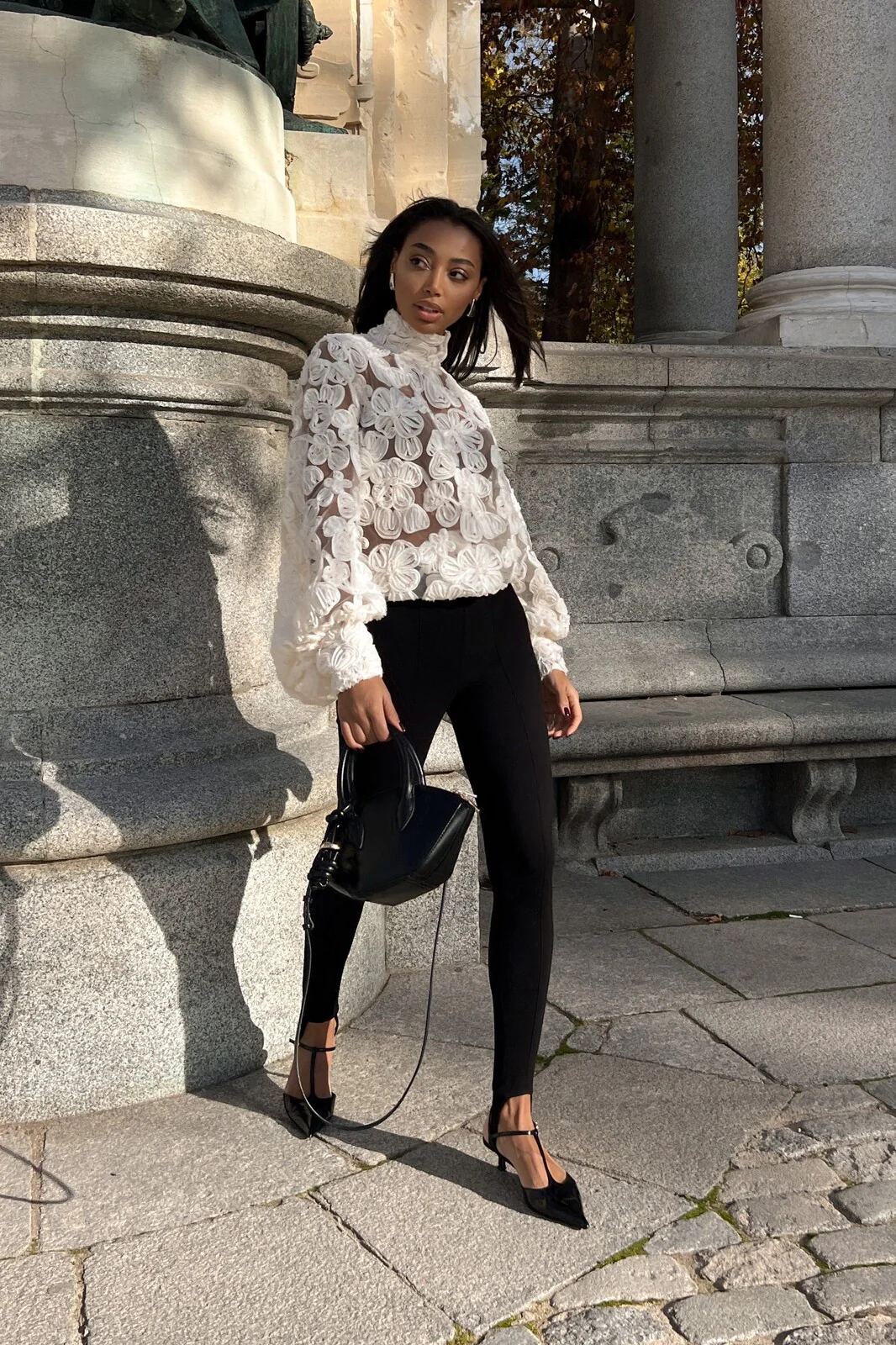 BLUSA TULE COMPRIDA PÉROLA COM FLORES - Image 9