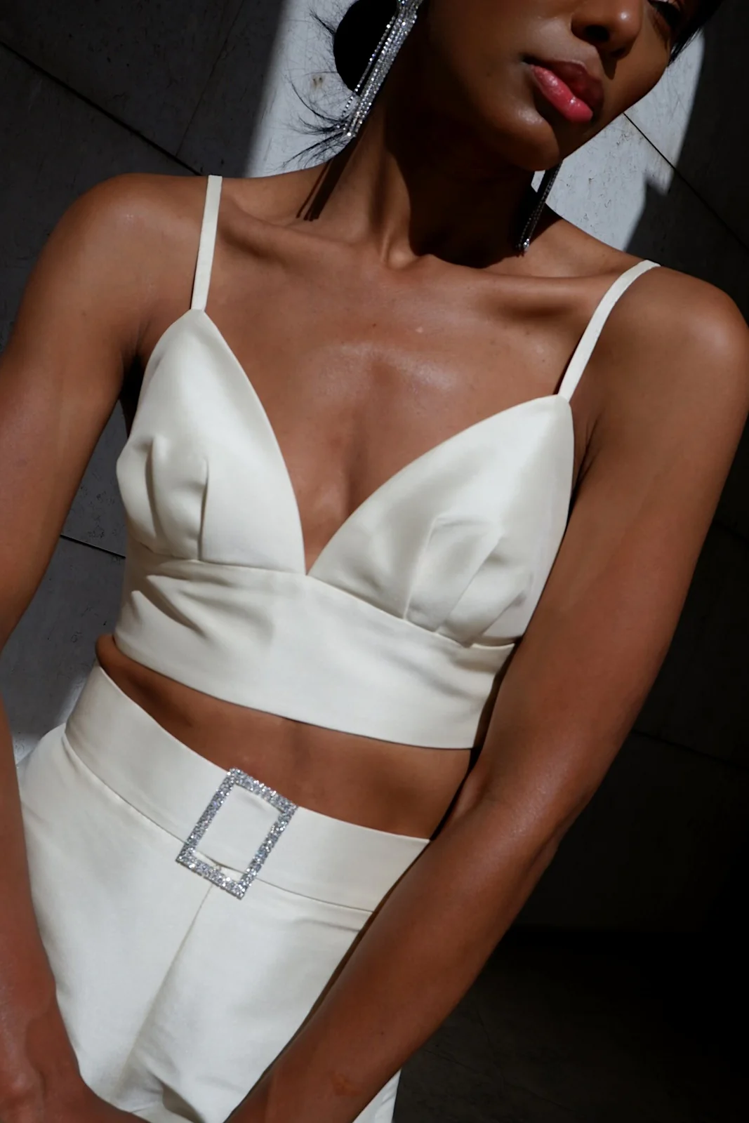 CALÇÃO PÉROLA COM FIVELA - Image 3