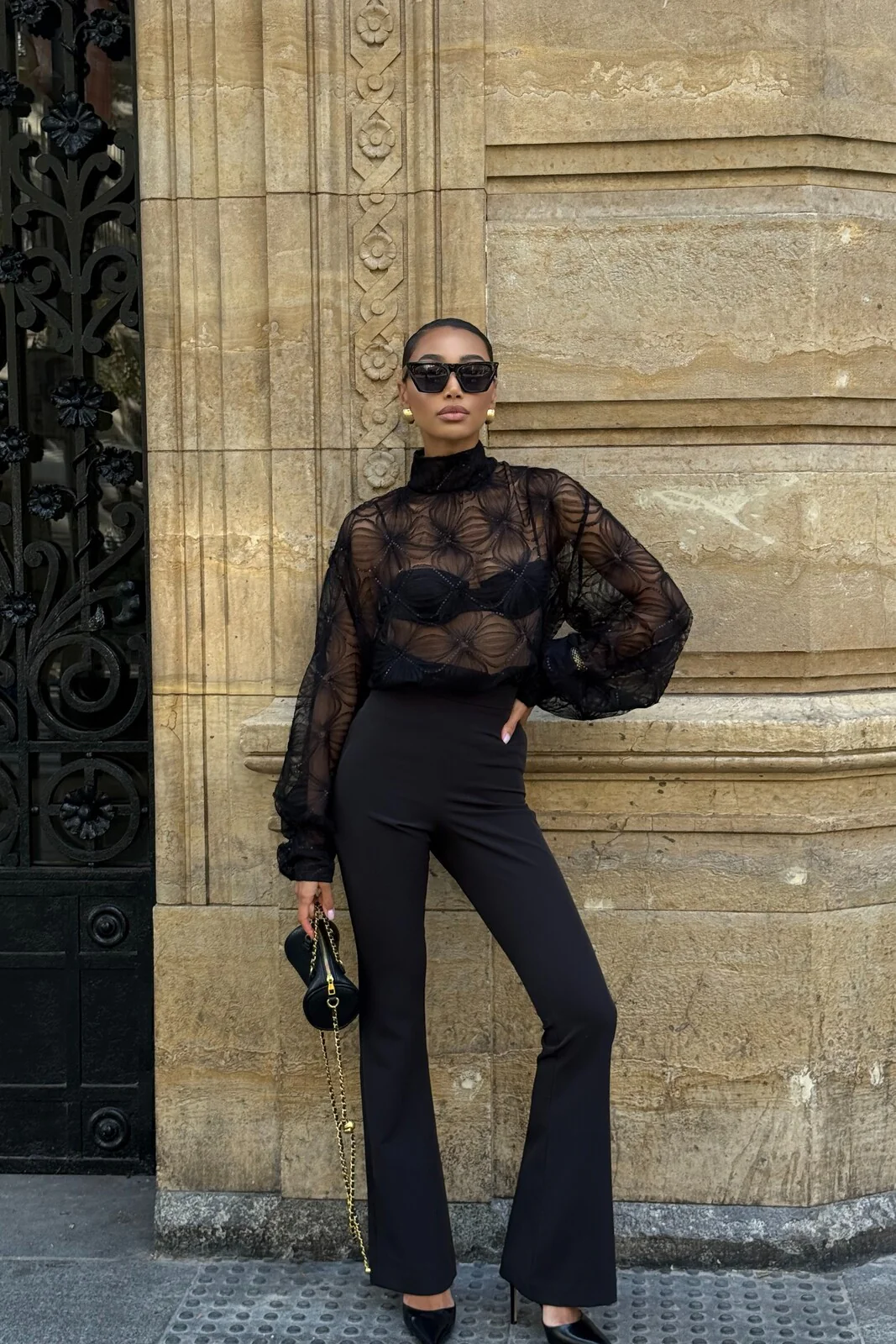 CALÇAS PRETAS BOCA DE SINO - Image 4