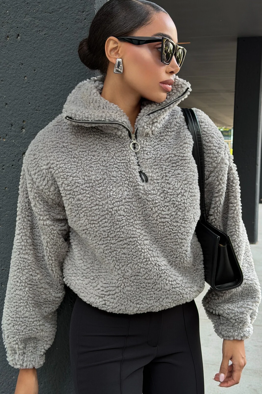 CAMISOLA CINZA EM PELO - Image 4