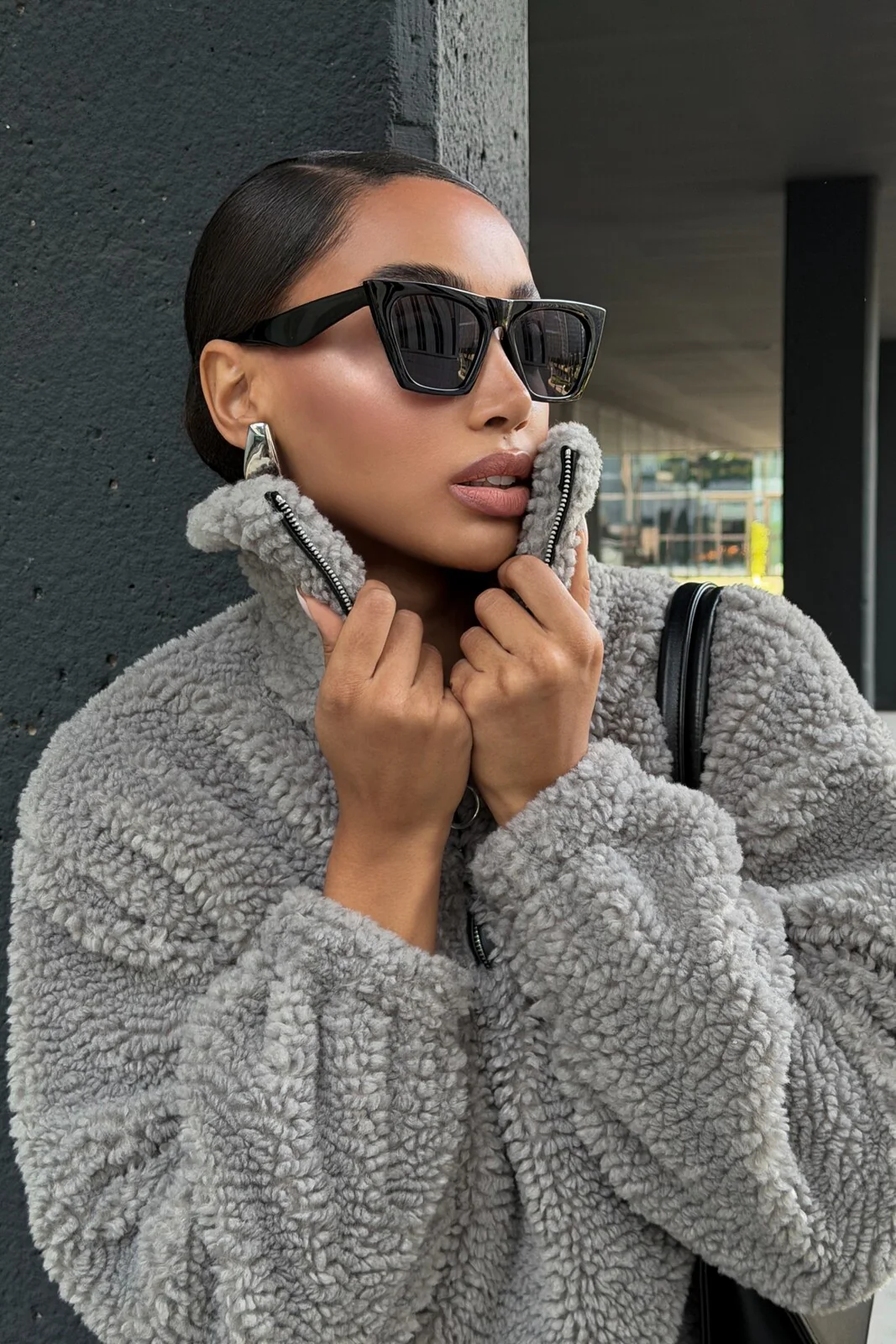 CAMISOLA CINZA EM PELO - Image 5