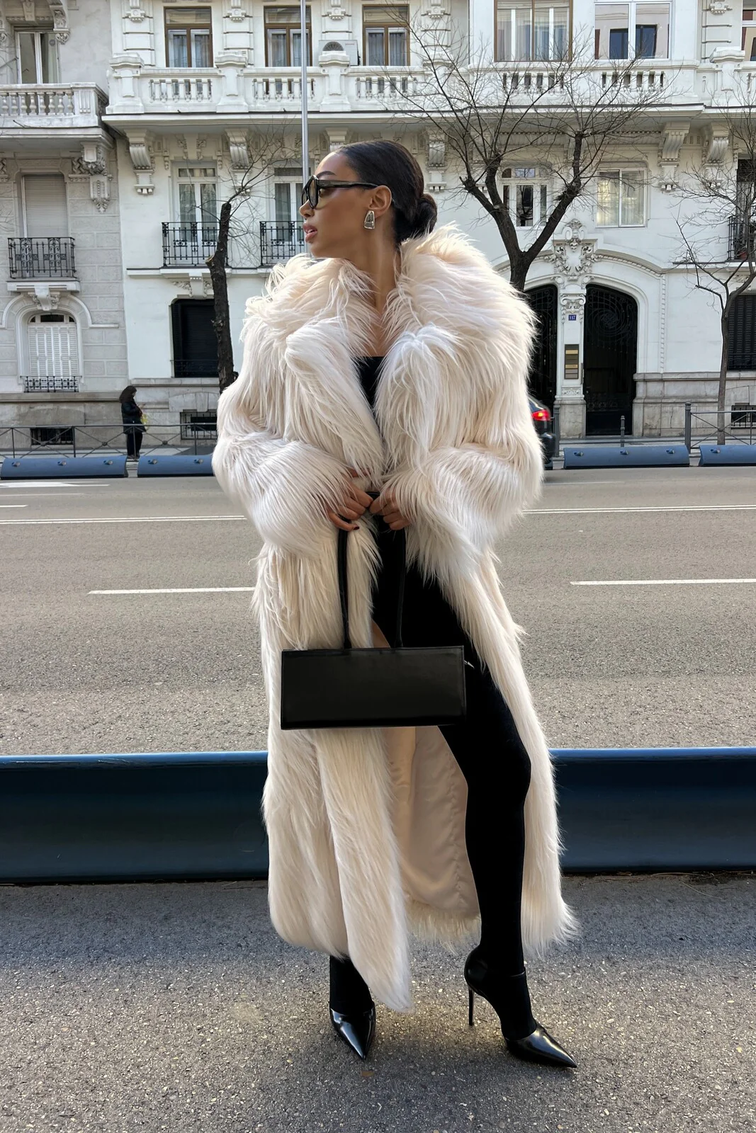 CASACO BRANCO DE PELO COMPRIDO - Image 10