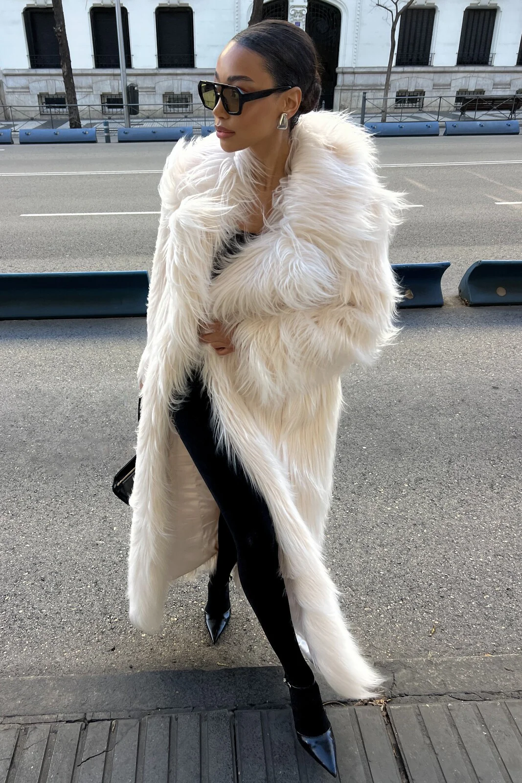 CASACO BRANCO DE PELO COMPRIDO - Image 11