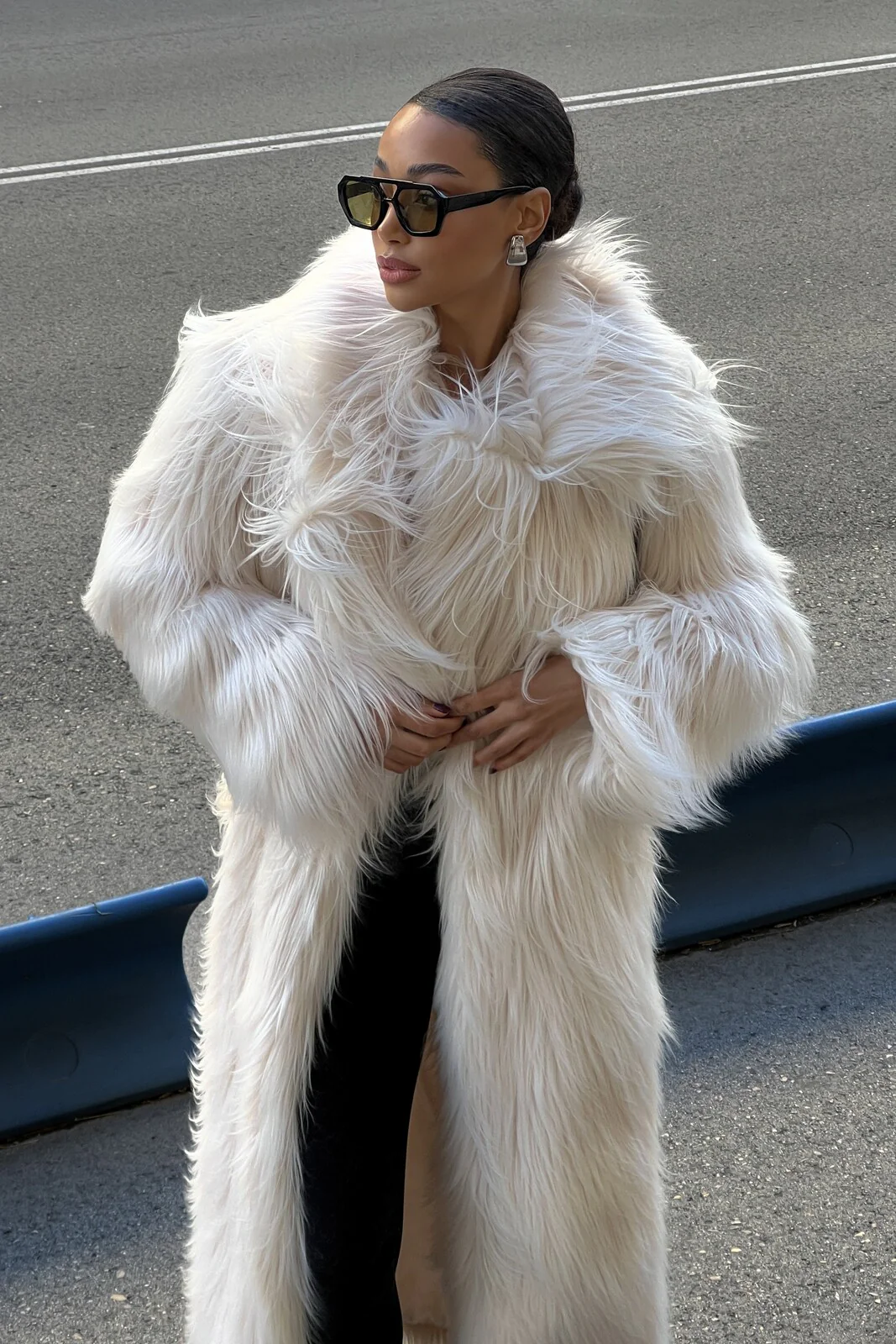 CASACO BRANCO DE PELO COMPRIDO - Image 12