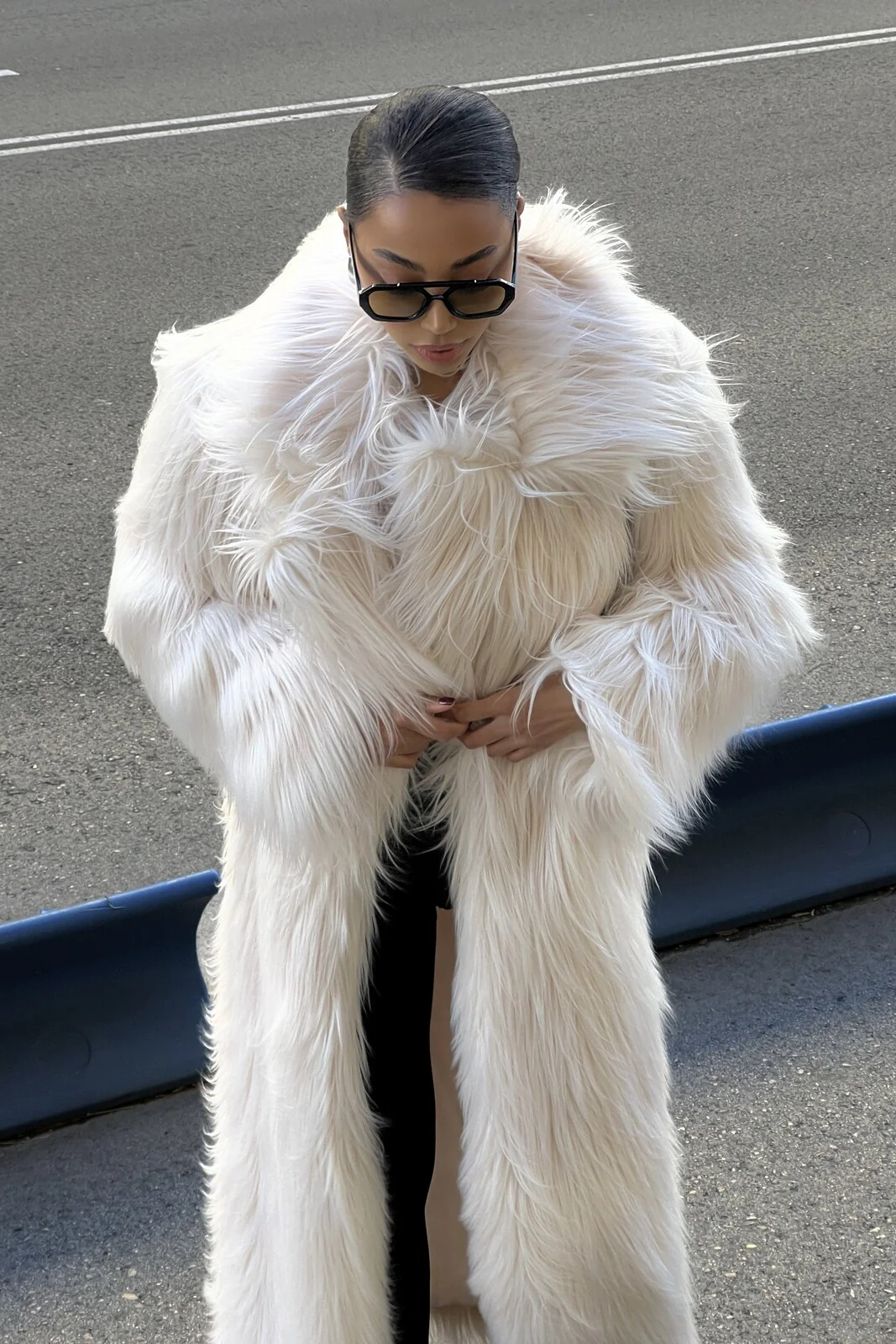 CASACO BRANCO DE PELO COMPRIDO - Image 13