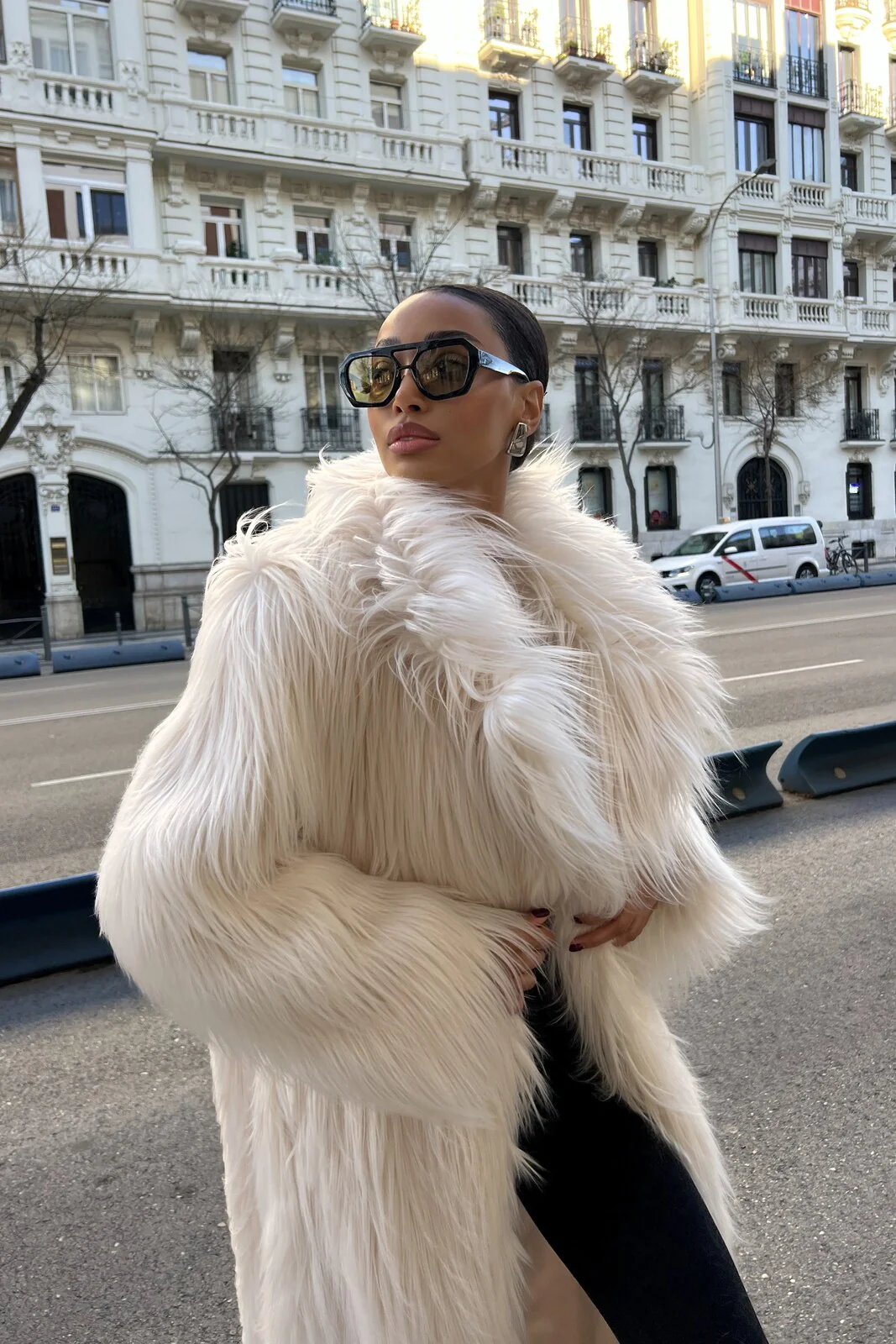 CASACO BRANCO DE PELO COMPRIDO - Image 15