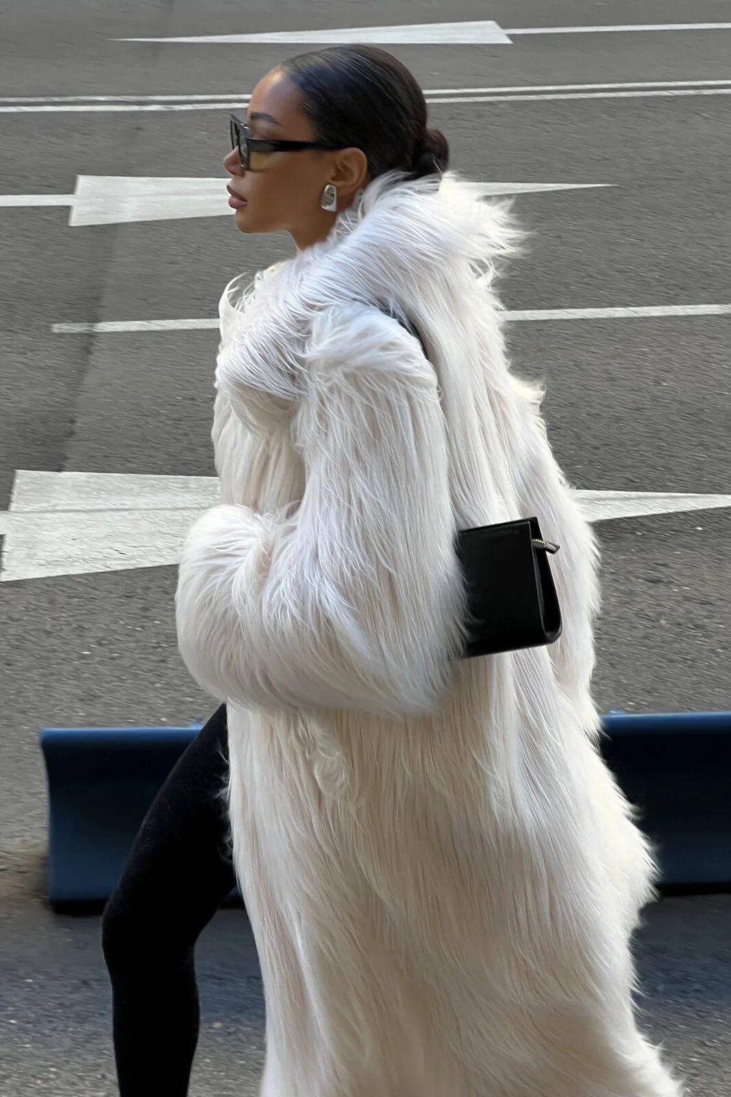 CASACO BRANCO DE PELO COMPRIDO - Image 17