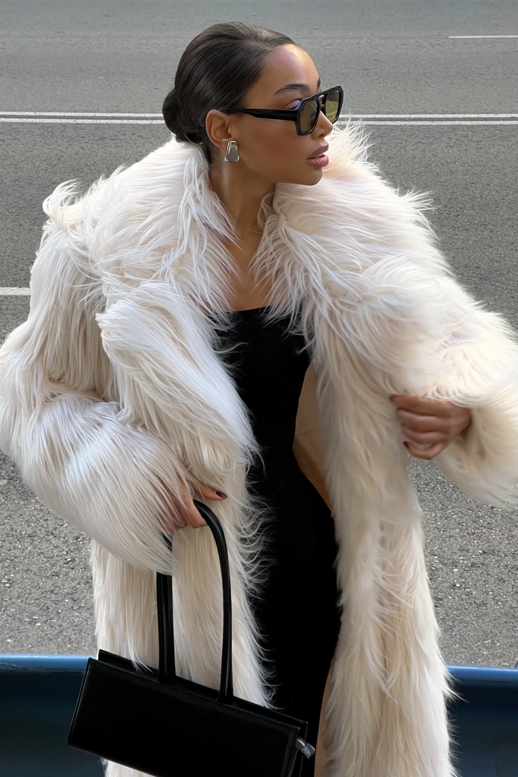 CASACO BRANCO DE PELO COMPRIDO - Image 4