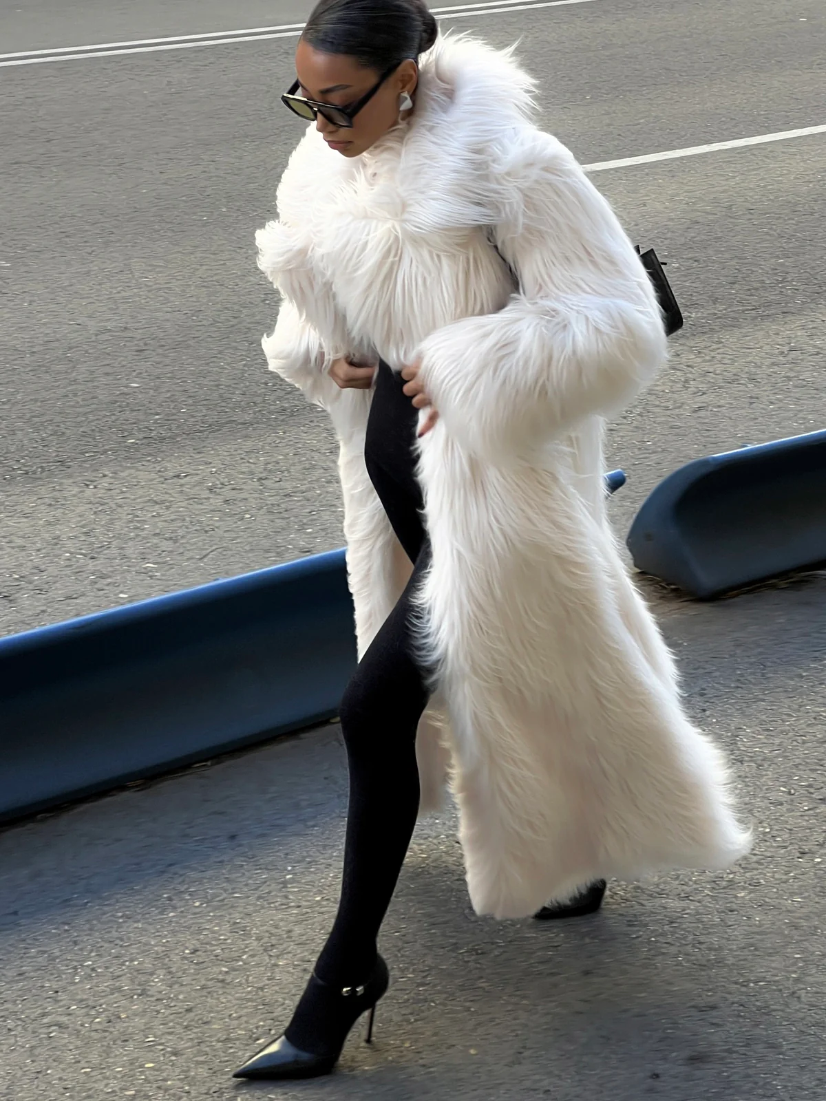 CASACO BRANCO DE PELO COMPRIDO - Image 6