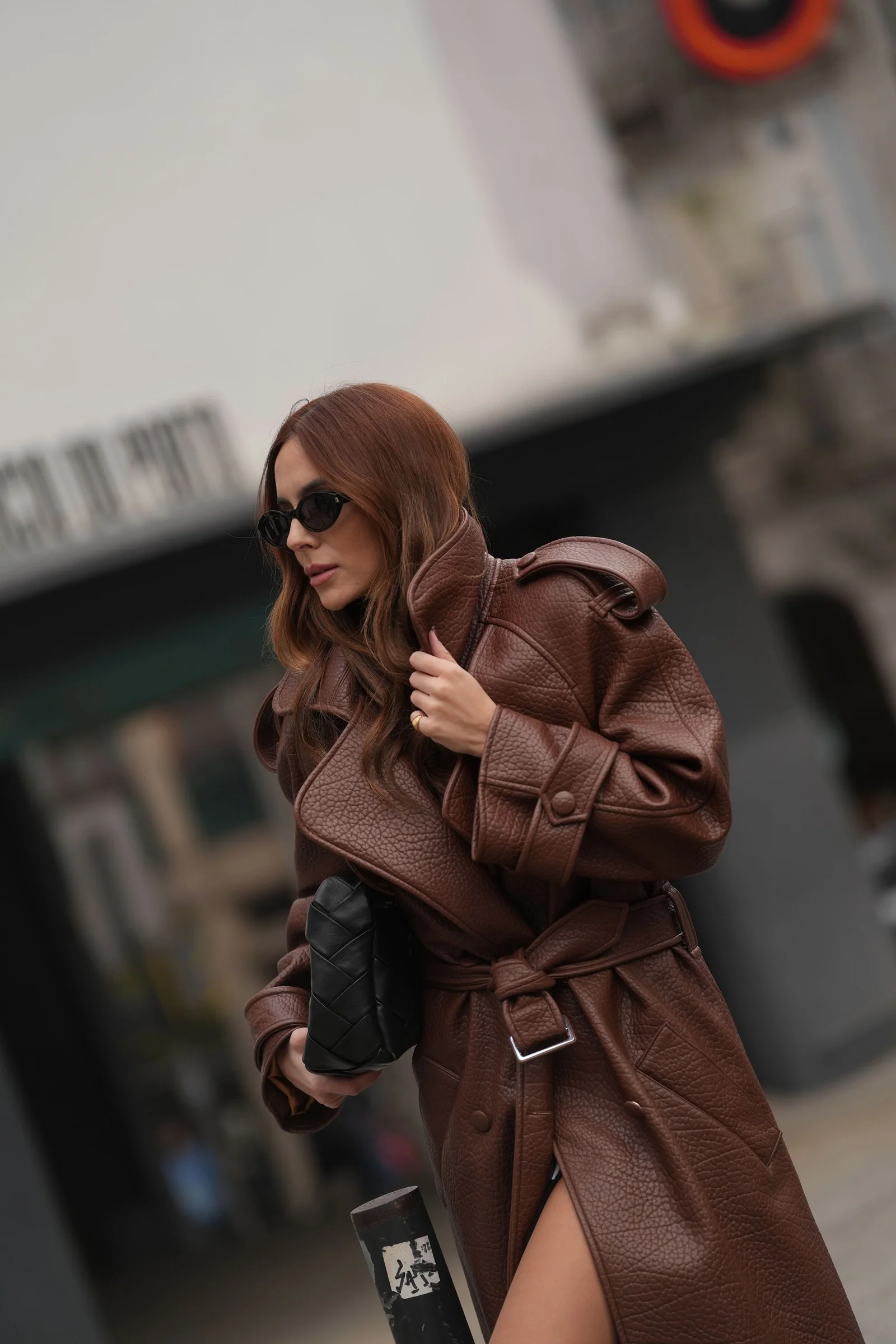 GABARDINE CASTANHA COM TEXTURA - Image 3