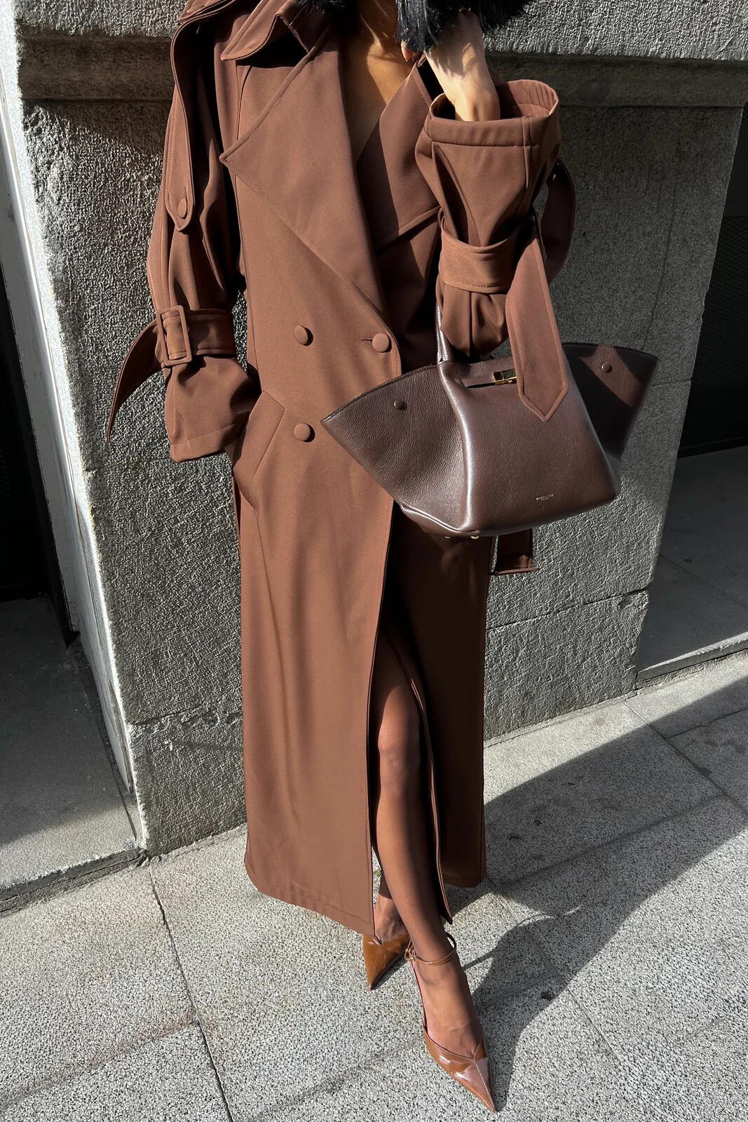 GABARDINE LONGA CASTANHA CHOCOLATE - Image 4