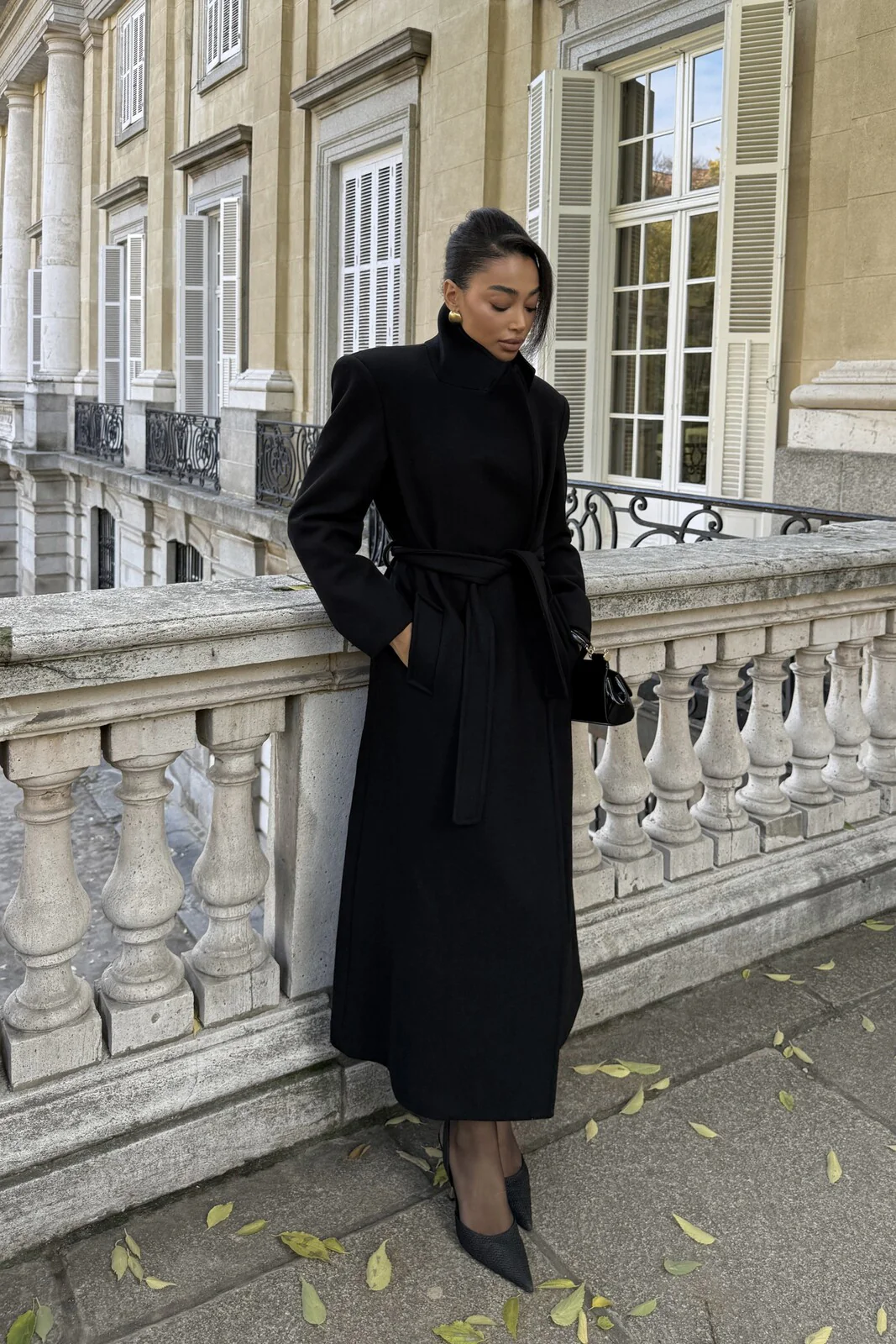 SOBRETUDO PRETO EM LÃ - Image 4