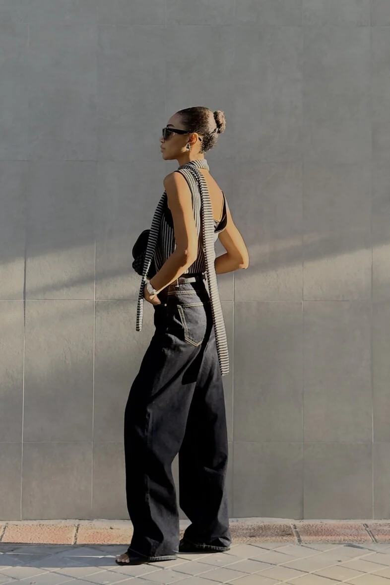 TOP CINZA RISCAS PRETAS - Image 3