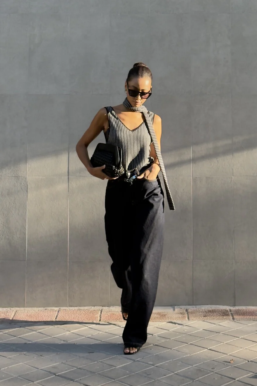 TOP CINZA RISCAS PRETAS - Image 9