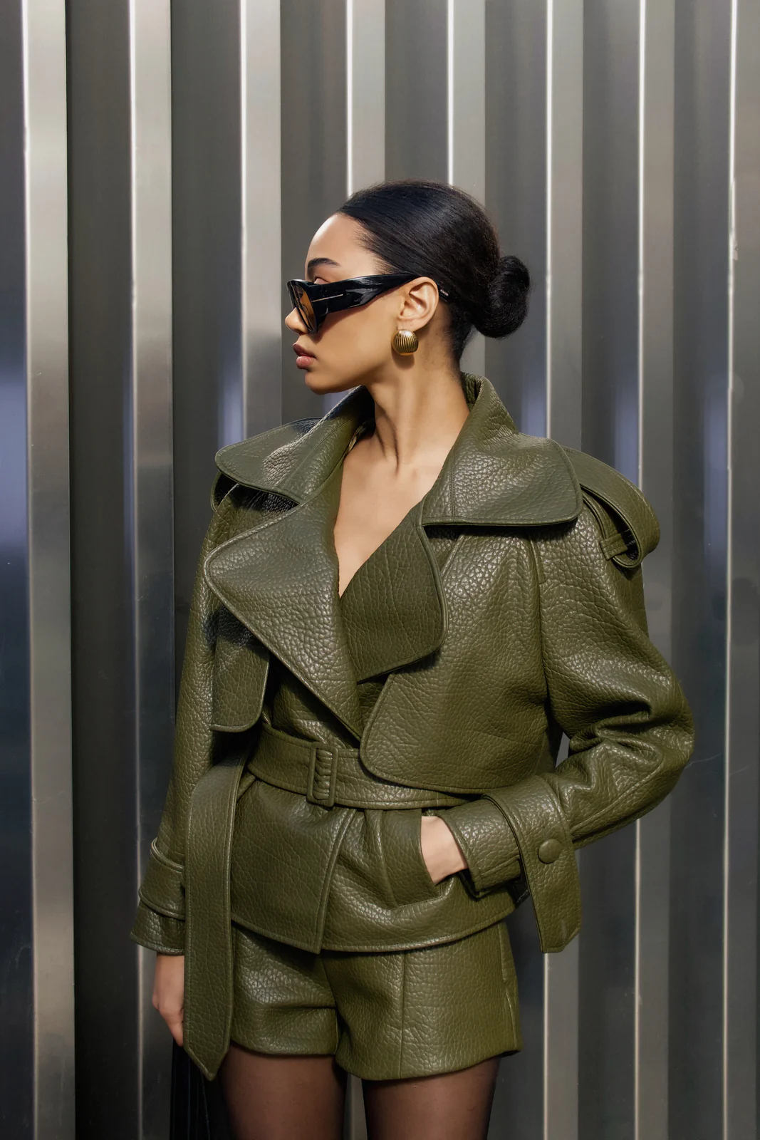 TRENCH CURTO VERDE - Image 10