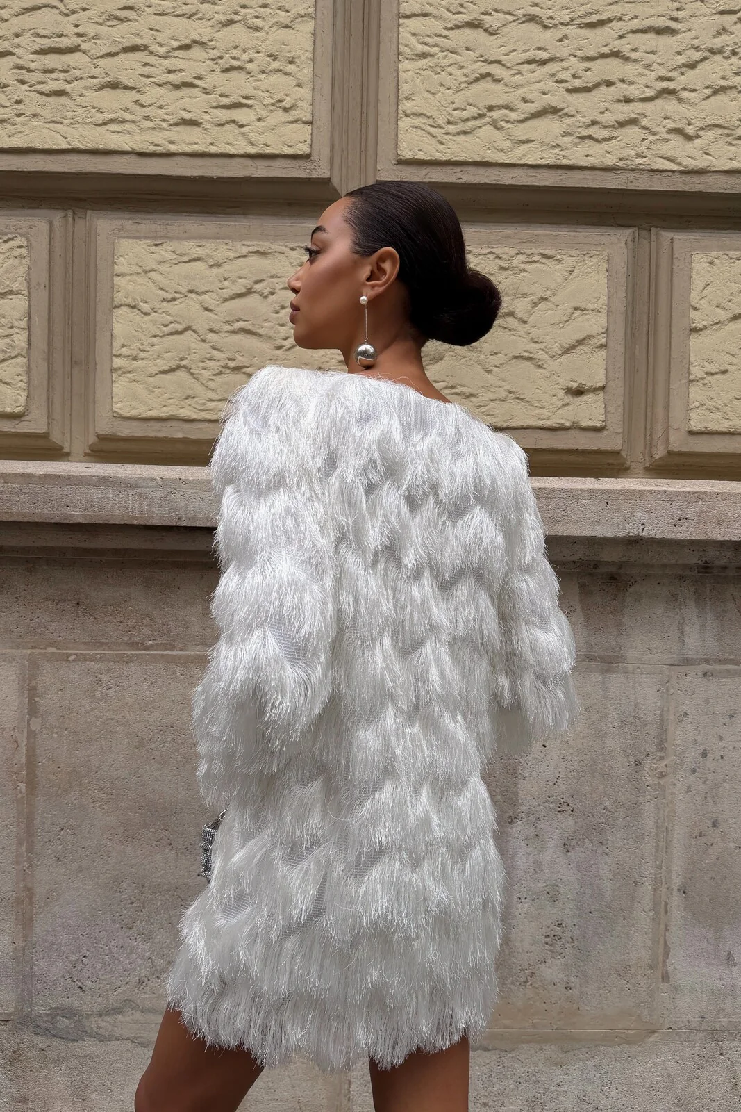 VESTIDO BRANCO DE FRANJAS CURTO - Image 9