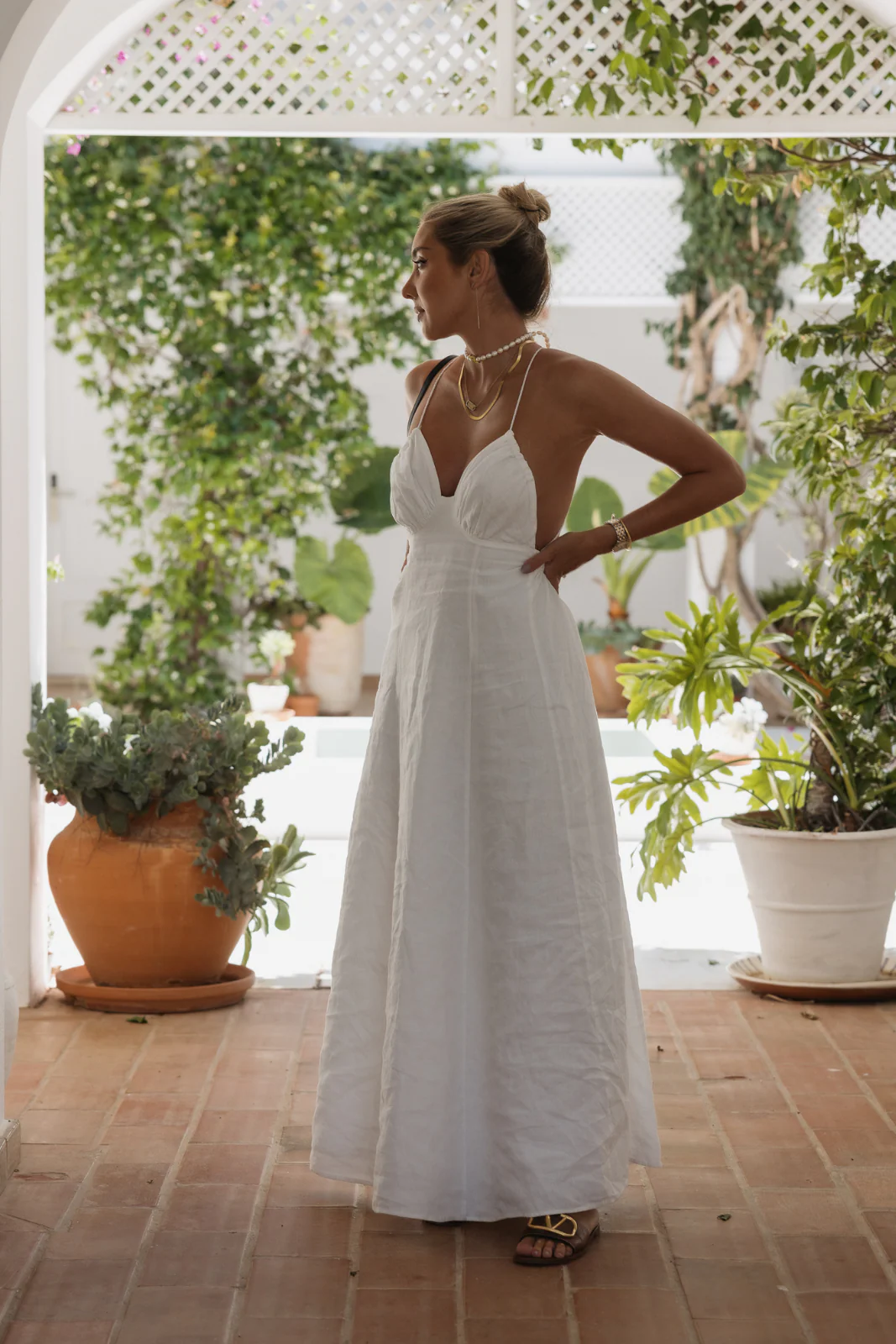 VESTIDO BRANCO LINHO ALÇA CRUZADA - Image 3