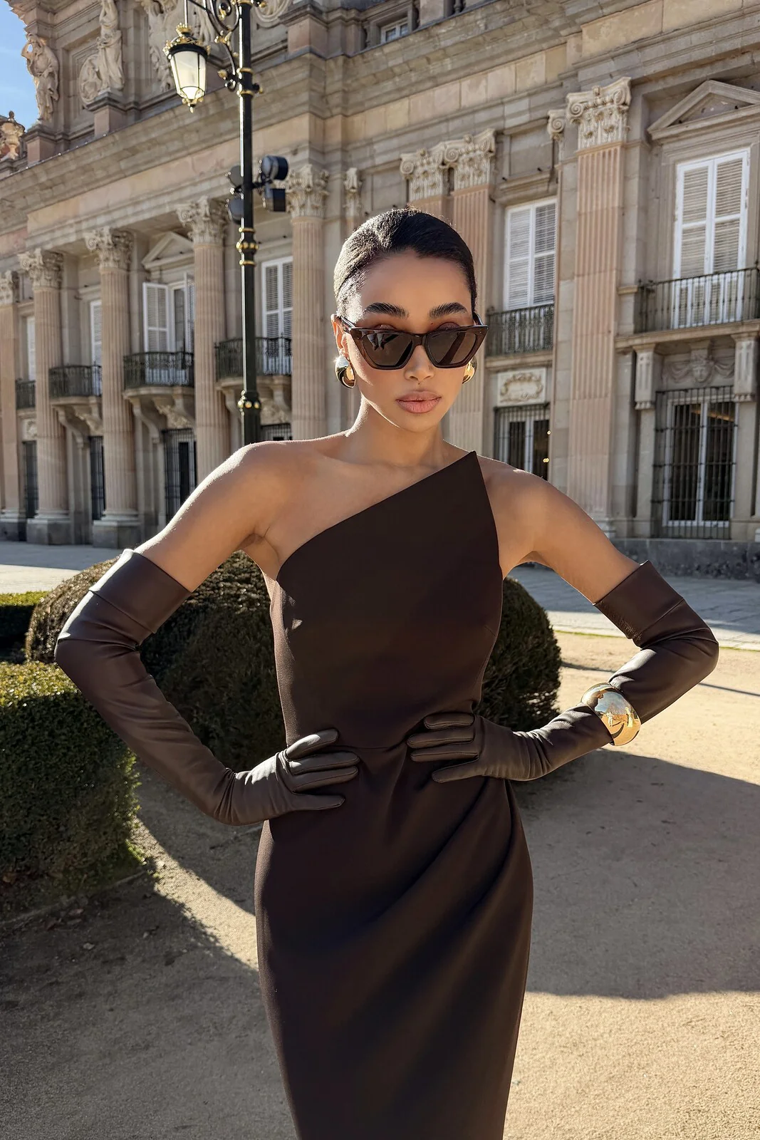 VESTIDO CASTANHO ASSIMÉTRICO - Image 16