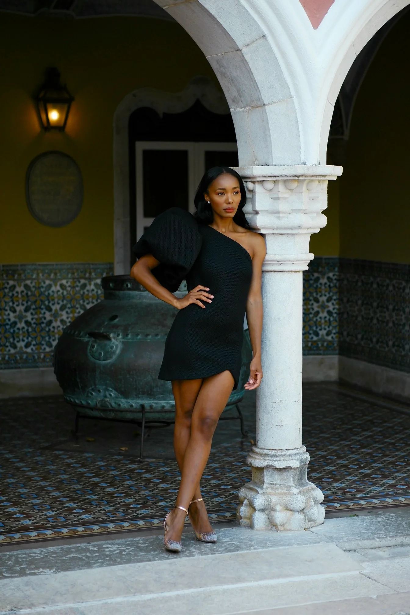 VESTIDO CURTO PRETO - Image 3