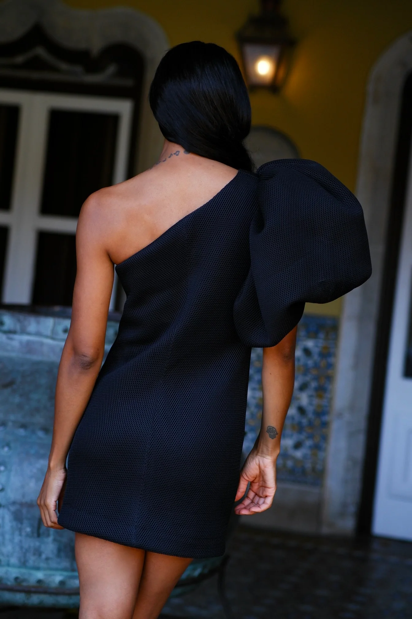 VESTIDO CURTO PRETO - Image 4