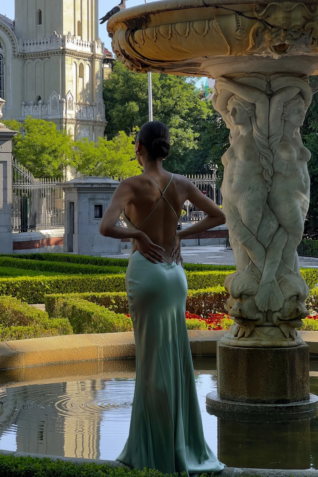 VESTIDO LONGO VERDE ÁGUA ALÇAS CRUZADAS - Image 3