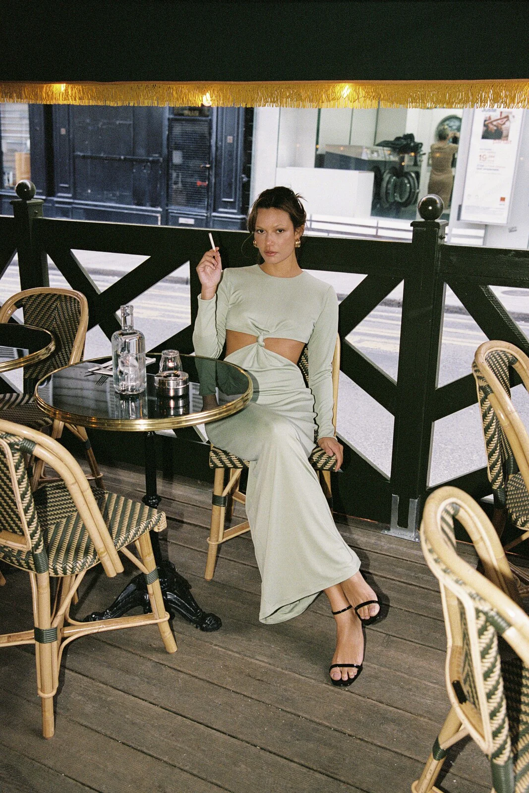 VESTIDO LONGO VERDE COM RECORTE E NÓ FRONTAL - Image 7