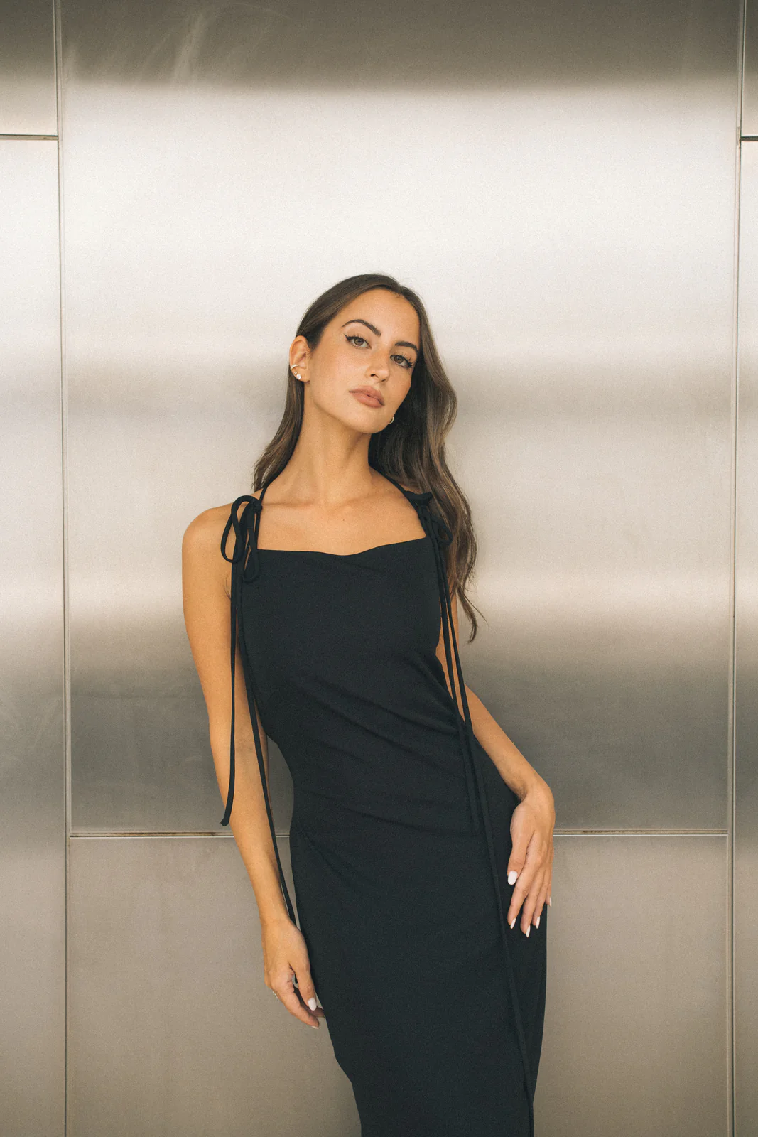 VESTIDO PRETO LONGO DE ALÇAS - Image 3